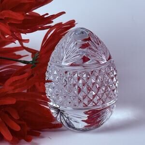 Fancy Crystal Egg Diamond Cut France Paperweight